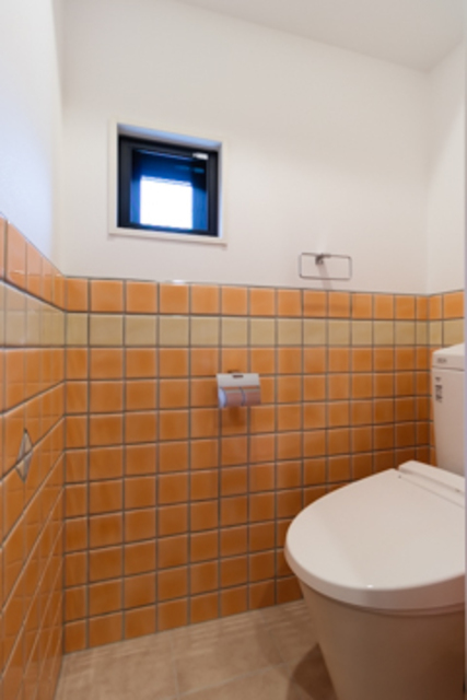 トイレ　※写真は同タイプ住戸です。