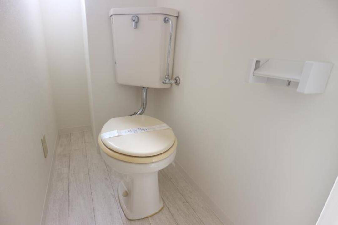 トイレ　トイレ