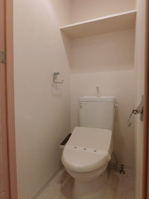 トイレ　※別部屋の写真です