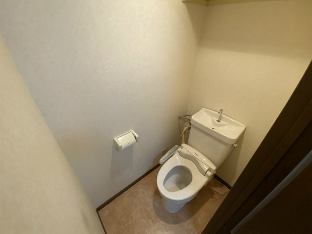 トイレ　※別室参考写真