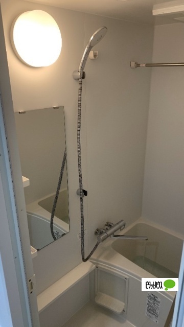 バス・シャワールーム　バスルーム