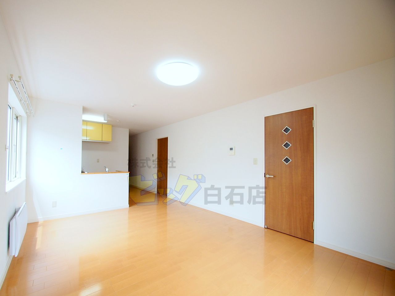 居室・リビング　広々リビングです♪