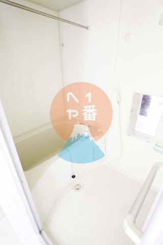 バス・シャワールーム　ネット無料。お風呂です　※参考写真です