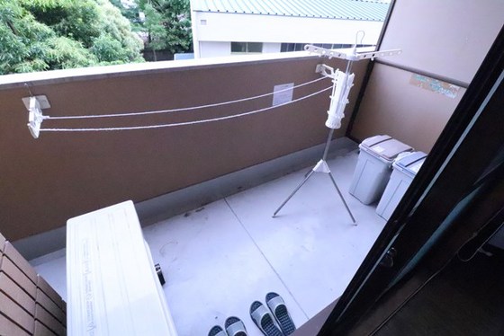 バルコニー　※別号室の写真です。