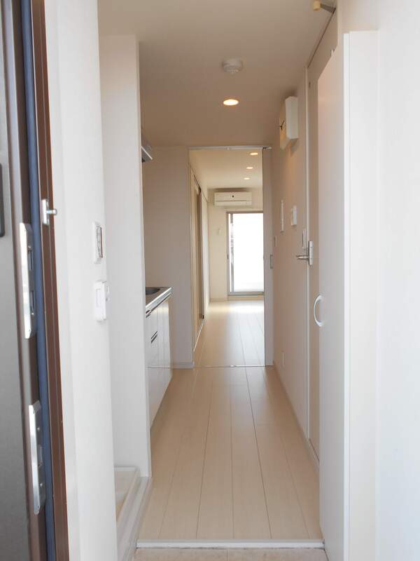 玄関　収納もある玄関です