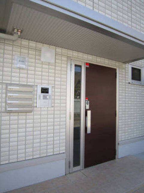 セキュリティ　☆エントランスドアはオートロックです☆