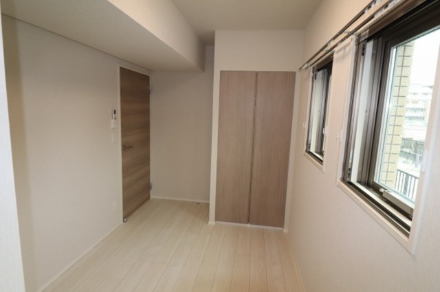 その他部屋・スペース　洋室５．３帖？