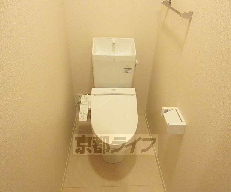 トイレ　ウォシュレット完備