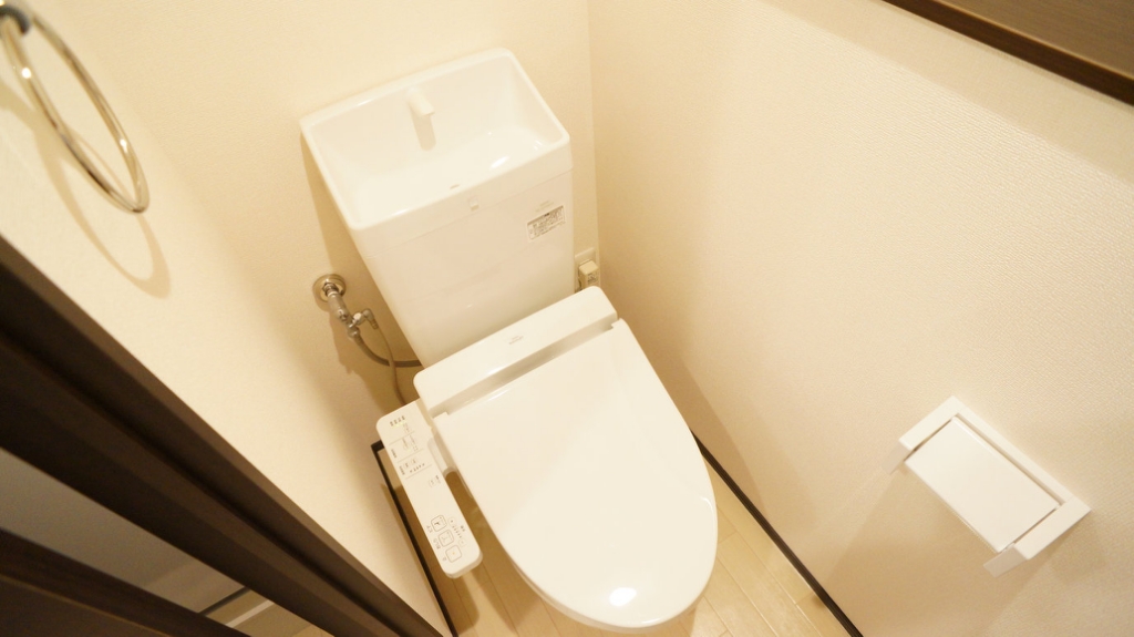その他　温水洗浄便座　完備！！