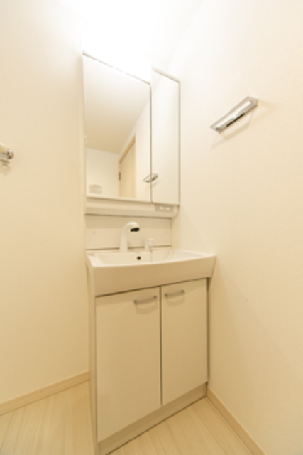 洗面設備　※写真は同タイプ住戸です。