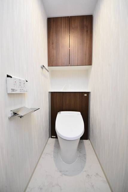 トイレ　写真は同タイプ住居です。