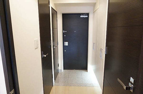 玄関　別タイプ部屋　参考写真です