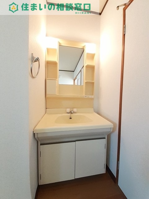 洗面設備　同型