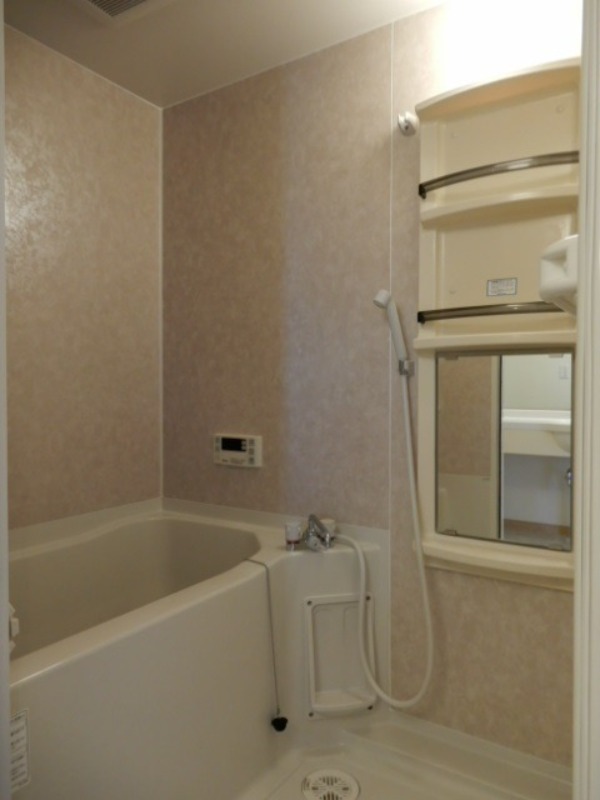 バス・シャワールーム　図面と現状に相違がある場合には現状を優先