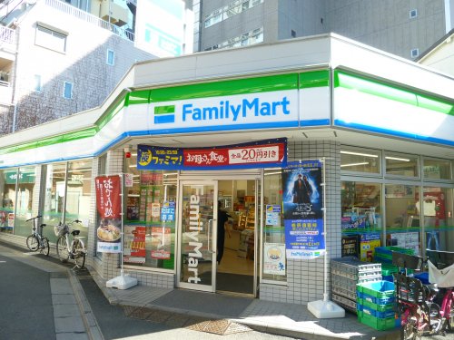 コンビニ　ファミリーマート 中野桃園店（コンビニ）まで44m