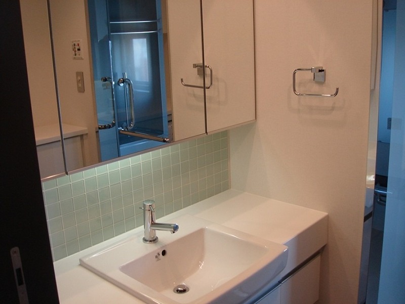 洗面設備　※同仕様写真含む