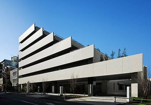 病院　公益財団法人心臓血管研究所付属病院（病院）まで372m