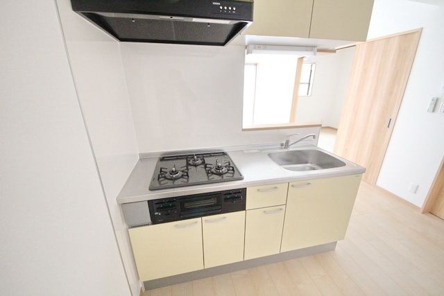 キッチン　★広々キッチン★