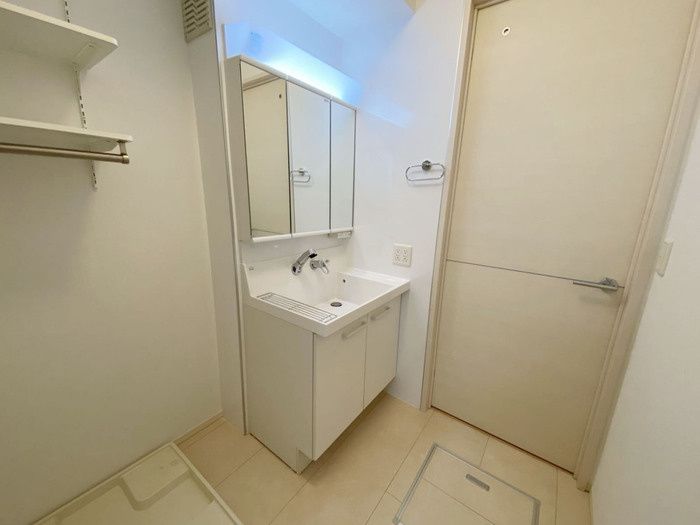 洗面設備　☆嬉しい独立洗面台☆