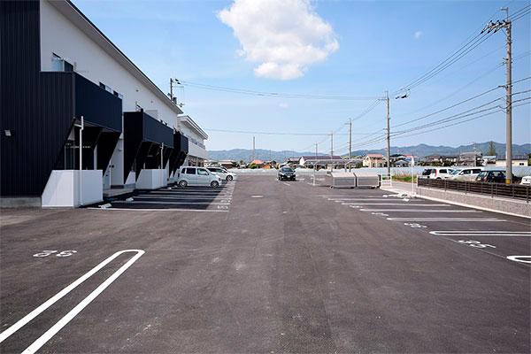 駐車場　ピース・ウィステリア A棟