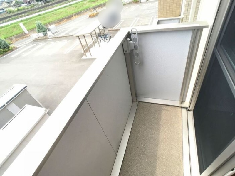 バルコニー　図面と現状に相違がある場合には現状を優先