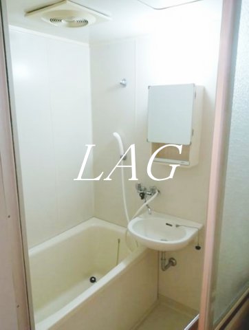 バス・シャワールーム　お風呂です。