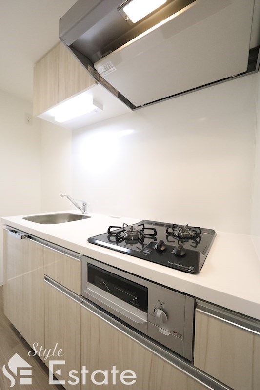 キッチン　システムキッチン・ガス二口コンロ・グリル付き