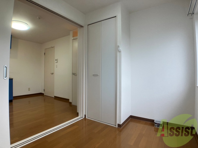 その他部屋・スペース　寝室です。部屋をどう使うかはあなた次第です！