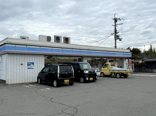 コンビニ　ローソン 橋本隅田町店（コンビニ）まで801m