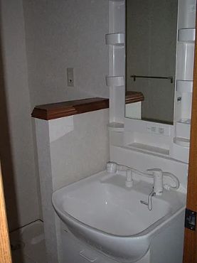 洗面設備　広い洗面スペース