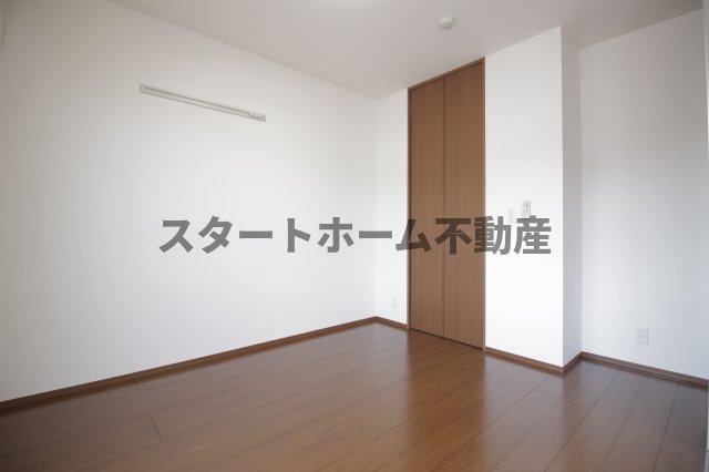 その他部屋・スペース　使い勝手のいい寝室です