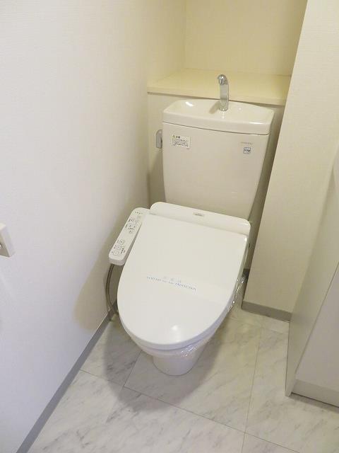 トイレ　トイレ