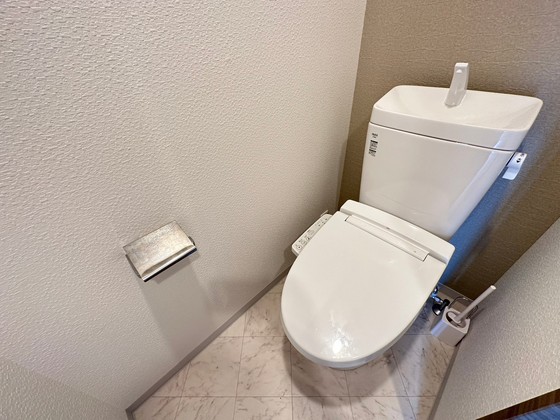 トイレ　※別部屋の写真です