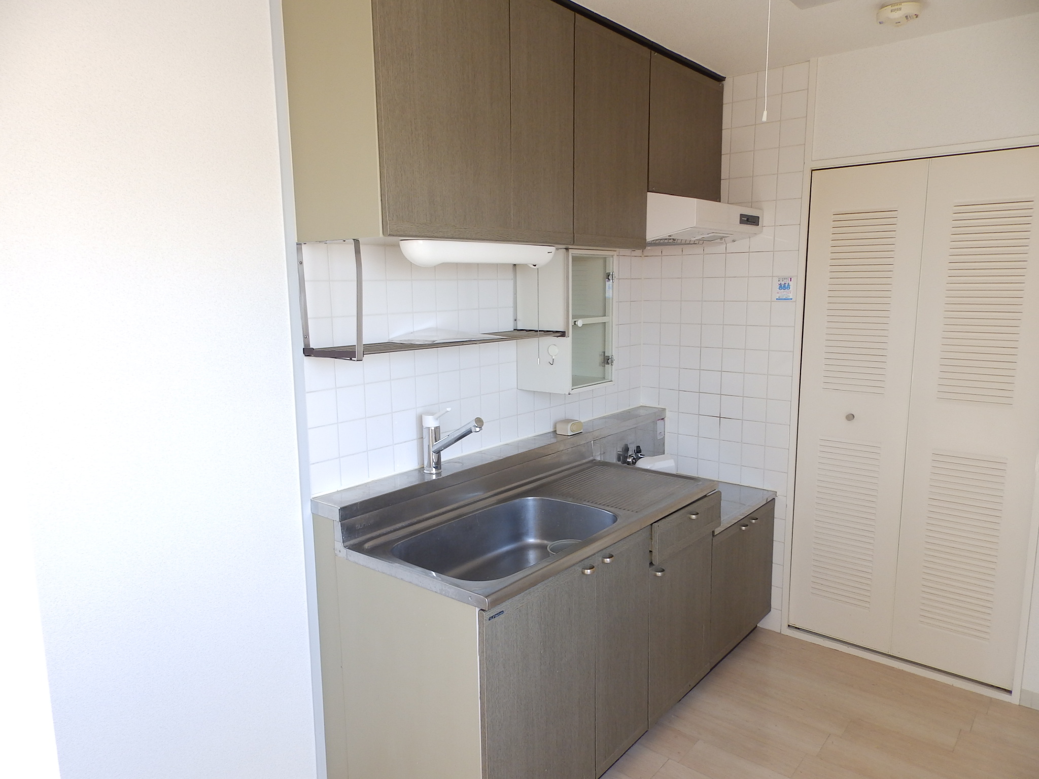 キッチン　コンロはご準備ください