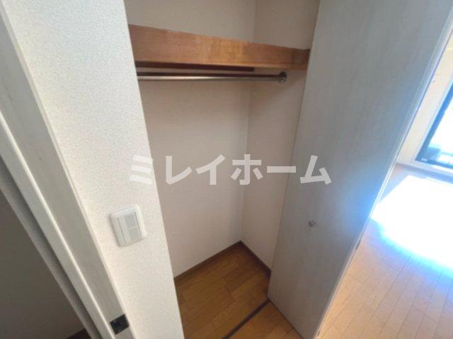 収納　同建物内、別のお部屋の参考写真になります。