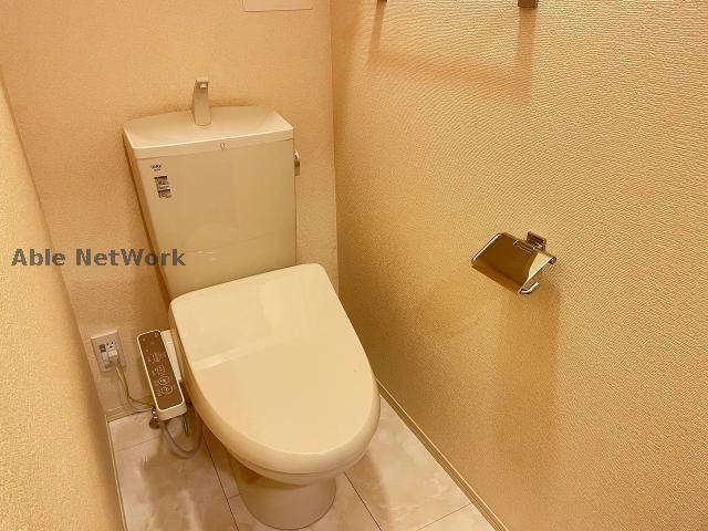 トイレ　※同物件別部屋