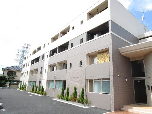 エントランス　★建て物入口★