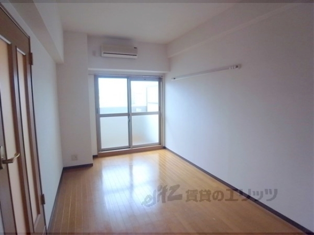 居室・リビング　居室