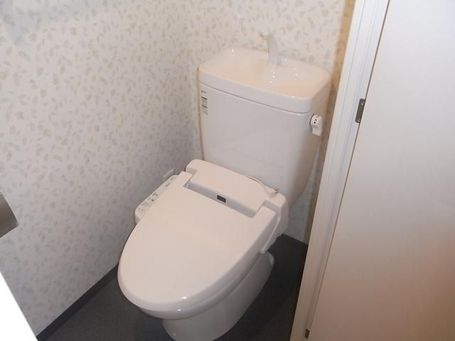 トイレ　洗浄機能付きトイレ