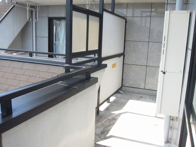 バルコニー　※間取りに相違がある場合は現況優先です。別部屋参考写真