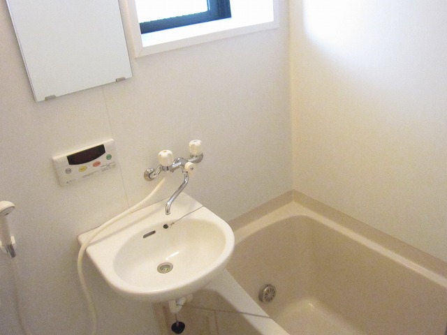 洗面設備　※間取りに相違がある場合は現況優先です。別部屋参考写真