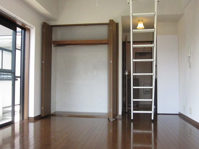 居室・リビング　※間取りに相違がある場合は現況優先です。別部屋参考写真