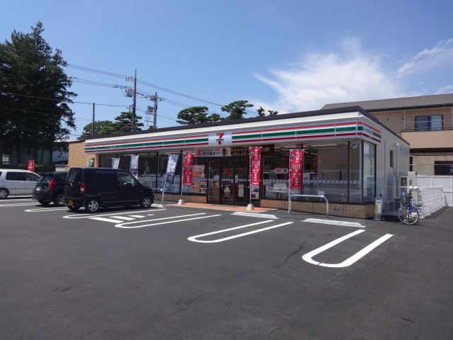 コンビニ　セブンイレブン（コンビニ）まで50m