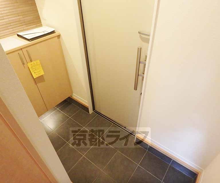 玄関　玄関ホールです