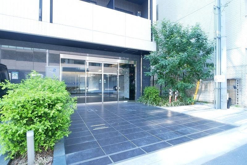 エントランス　エントランス