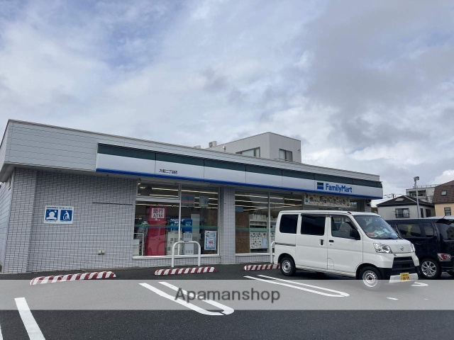 コンビニ　ファミリーマート（コンビニ）まで4143m