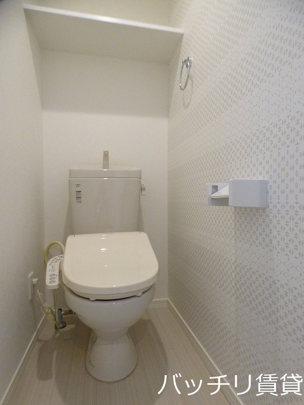 トイレ　同型タイプの為、現状を優先致します。