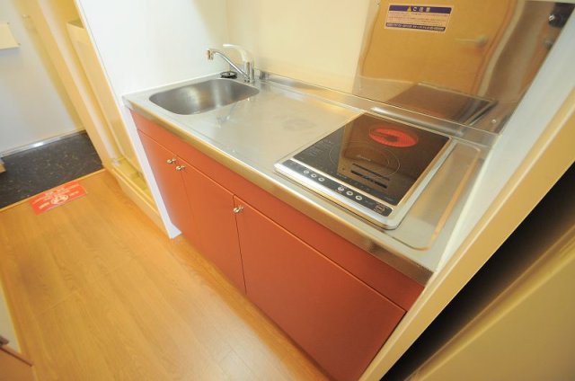 キッチン　同タイプ物件の写真です。