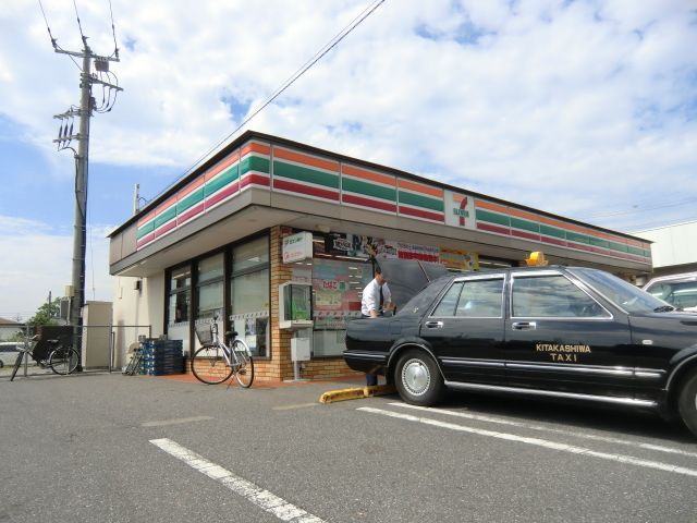 コンビニ　セブンイレブン（コンビニ）まで290m