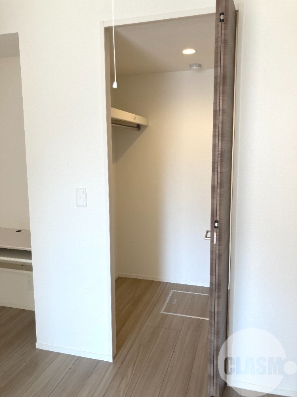 収納　ウォークインクローゼット